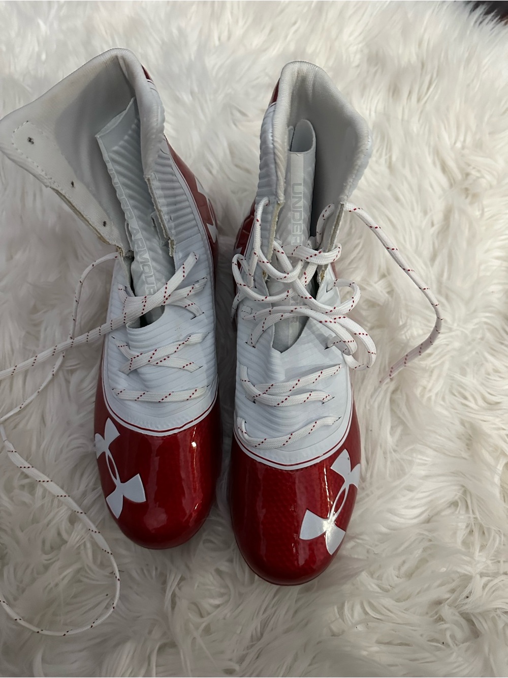 Under Armour Red and White High-Top Athletic Cleats